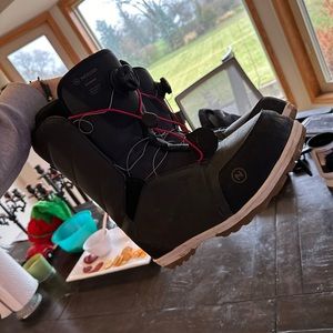 Nidecker 2023 Ranger BOA snowboard boots size 13, used 1 season good condition.